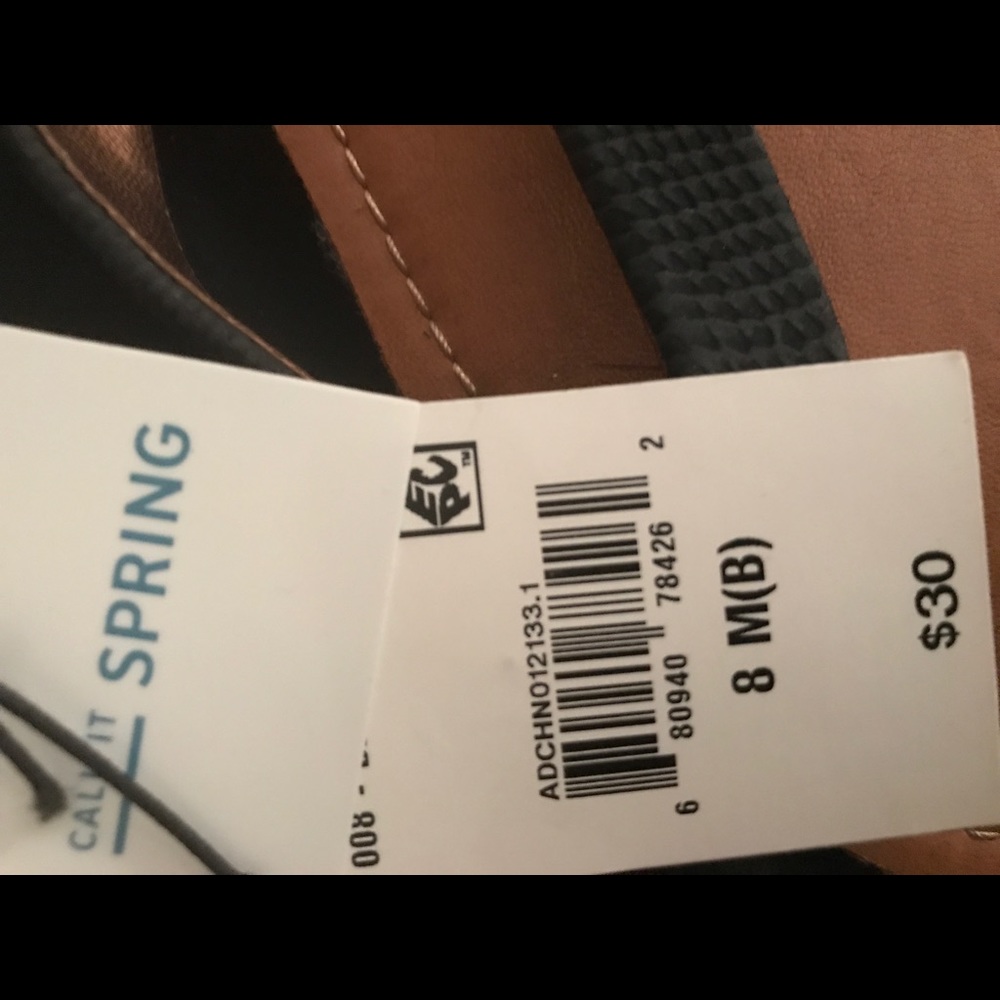 Sandals - Picture 3 of 3